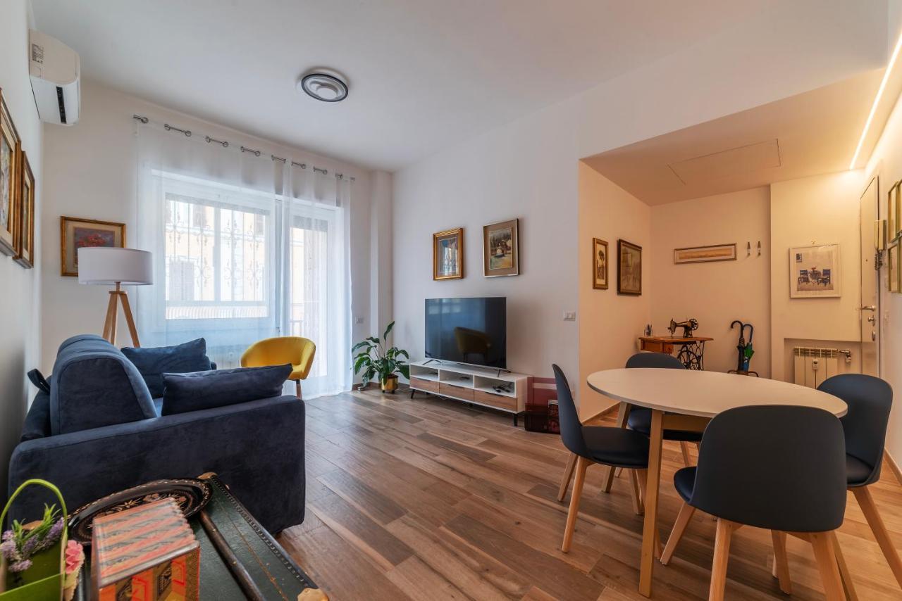 Piazza Re Di Roma Comfy Apartment Ngoại thất bức ảnh