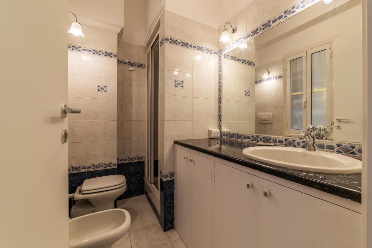 Piazza Re Di Roma Comfy Apartment Ngoại thất bức ảnh